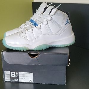 Jordan 11